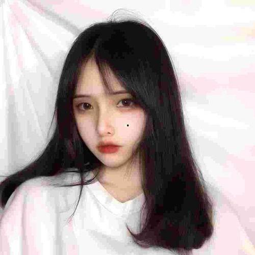 抖音网红一栗小莎子吃瓜,揭秘网红幕后故事