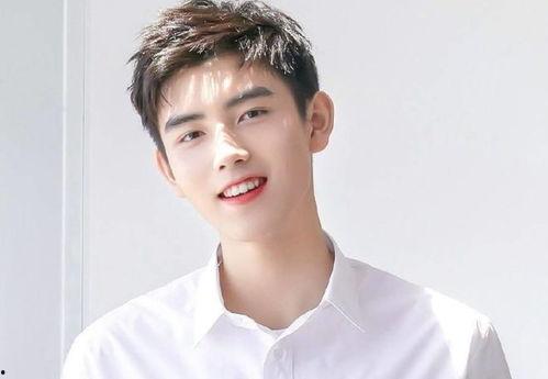 陈飞宇吃瓜网红是谁,揭秘娱乐圈新恋情