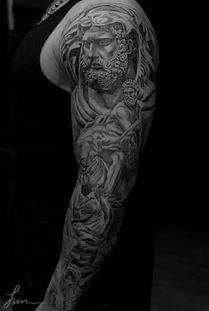 吃瓜抖音花臂男网红,吃瓜群众眼中的“瓜王”传奇