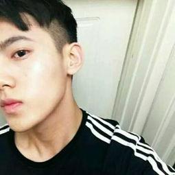 网红吃瓜男帅哥是谁,揭秘网络红人的魅力与争议