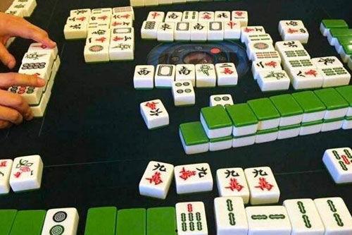 网红吃瓜打麻将视频,欢乐瞬间尽收眼底