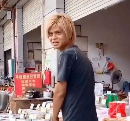 网红吃瓜丝爷是谁啊,揭秘网红“吃瓜丝爷”的真实身份与走红历程