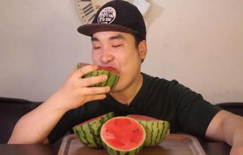吃自己瓜的男网红,揭秘吃瓜男网红的爆笑日常