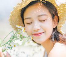 吃瓜女网红图片大全可爱,吃瓜女网红可爱瞬间大盘点